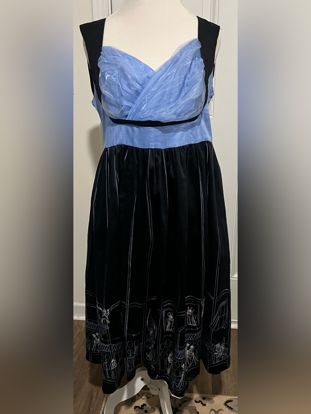 Disney Parks The Dress Shop Haunted Mansion Dress sz XL Ballroom Her Universe